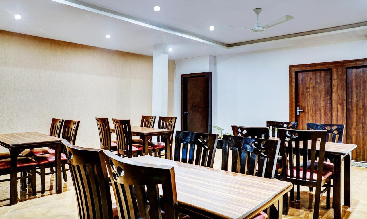 Treebo Trip Seven Olives Andheri Mumbai Exterior photo